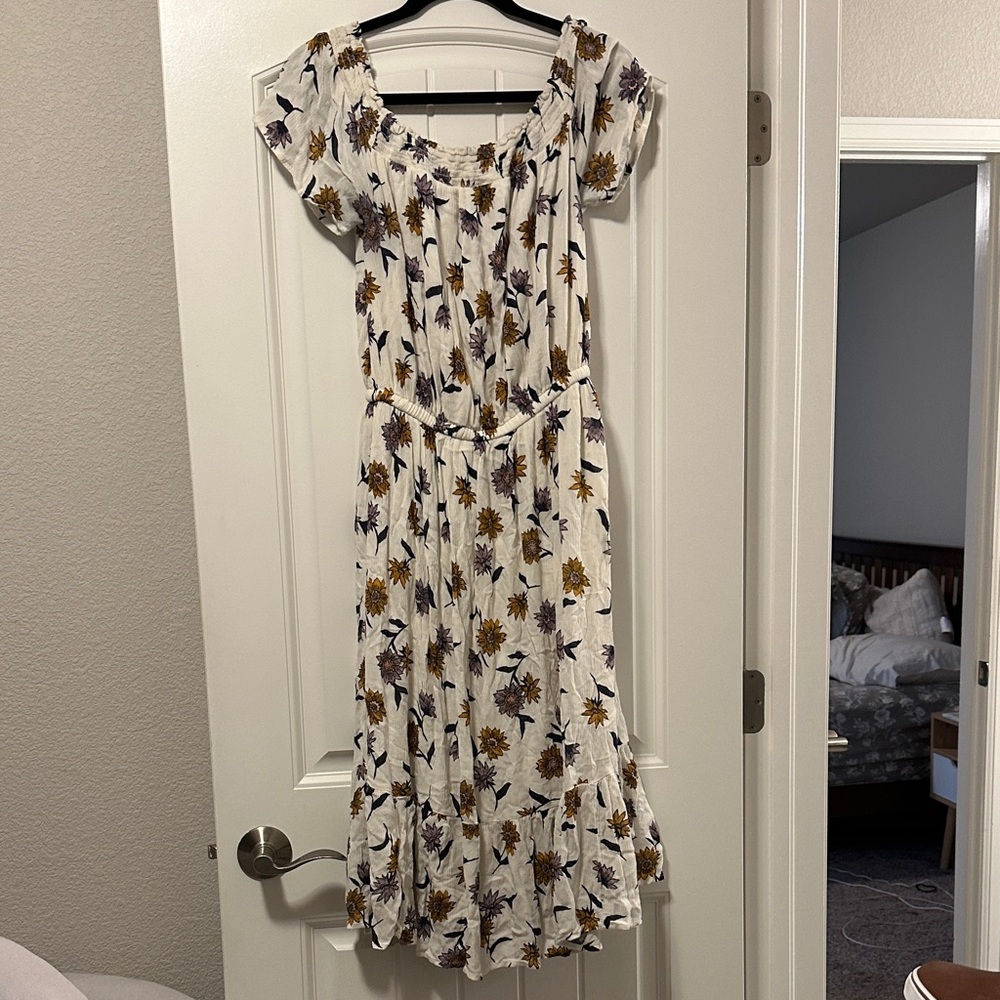 Old Navy Cream Floral off the shoulder Midi Dress